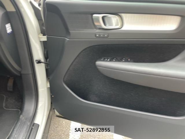 Volvo XC40 2019-10 8797874-20
