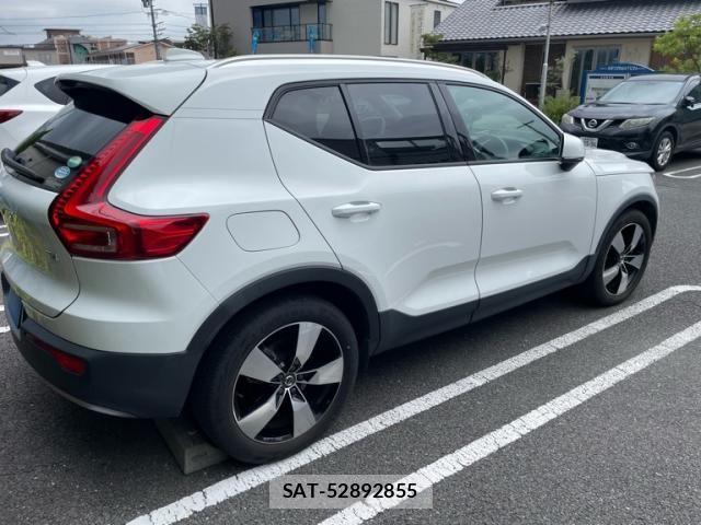 Volvo XC40 2019-10 8797874-5