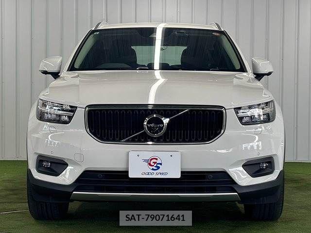 Volvo XC40 2021-09 8797871-14