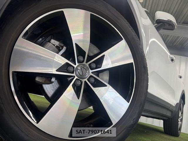 Volvo XC40 2021-09 8797871-18
