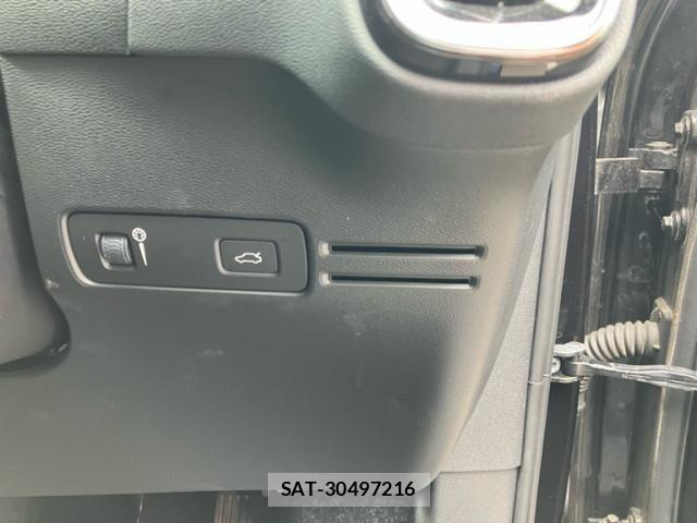 Volvo XC40 2020-05 8797873-13