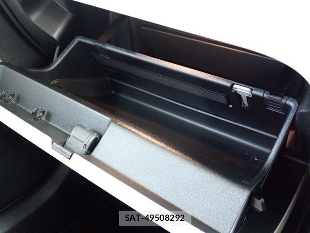 Volvo XC40 2020-03 8832382-27
