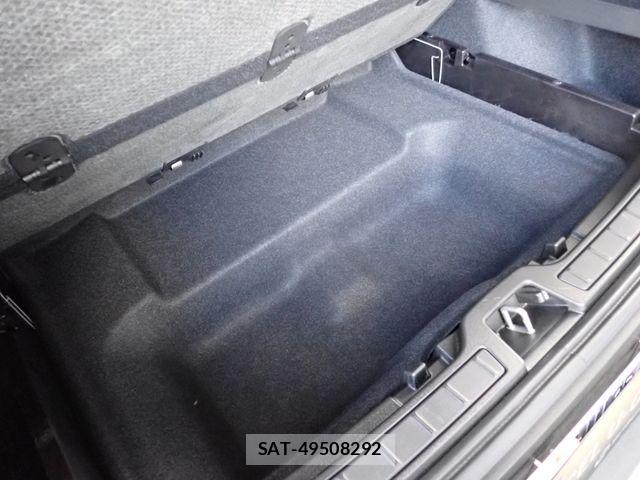 Volvo XC40 2020-03 8832382-28