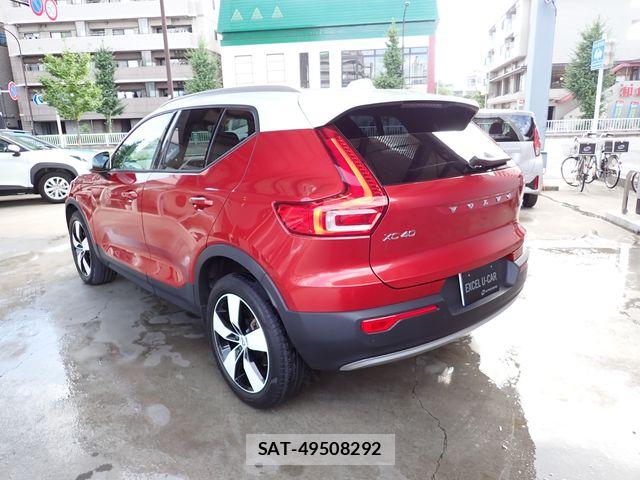 Volvo XC40 2020-03 8832382-4