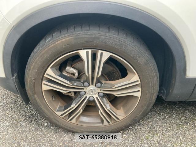 Volvo XC40 2019-09 8851016-4