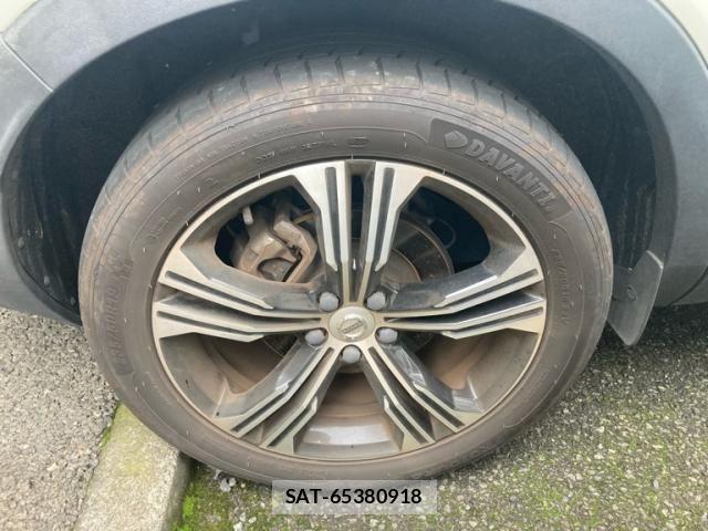 Volvo XC40 2019-09 8851016-7