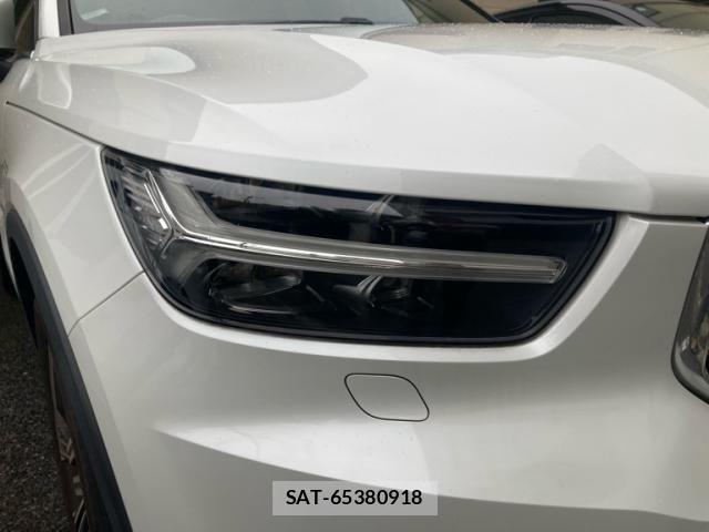 Volvo XC40 2019-09 8851016-8