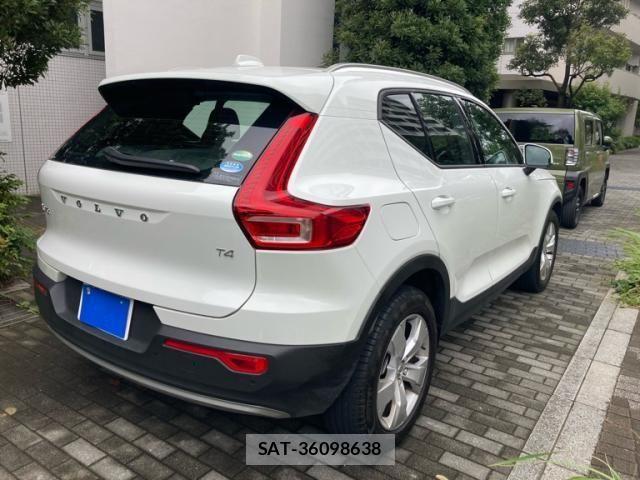 Volvo XC40 2020-03 8882857-2