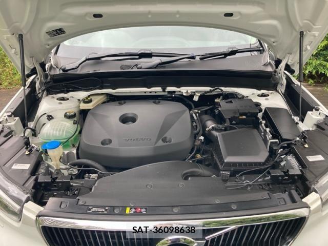 Volvo XC40 2020-03 8882857-5