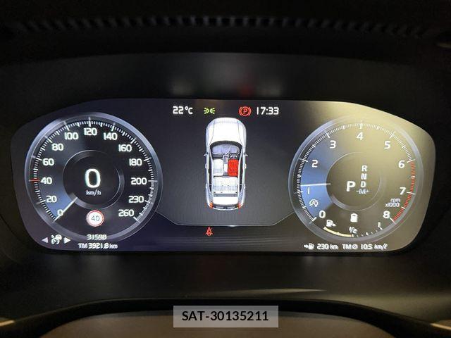 Volvo XC40 2021-02 8882856-16