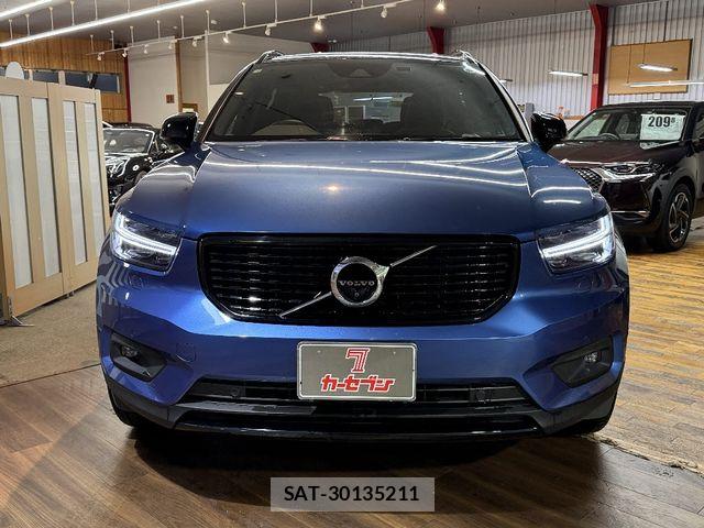 Volvo XC40 2021-02 8882856-6
