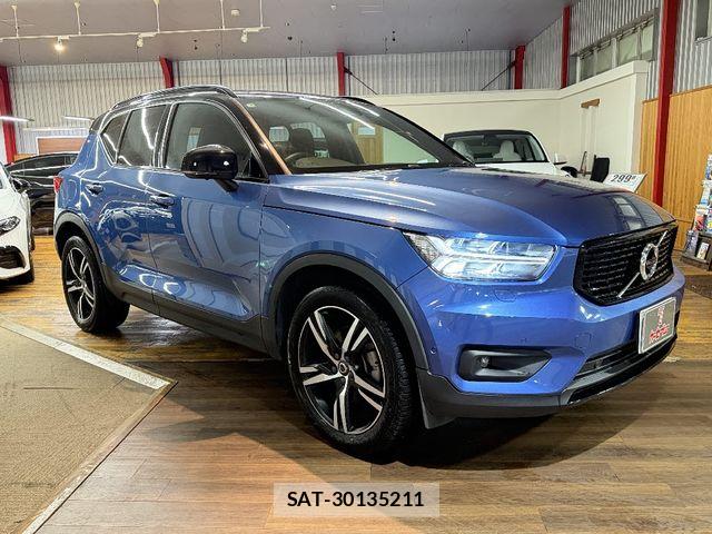 Volvo XC40 2021-02 8882856-7