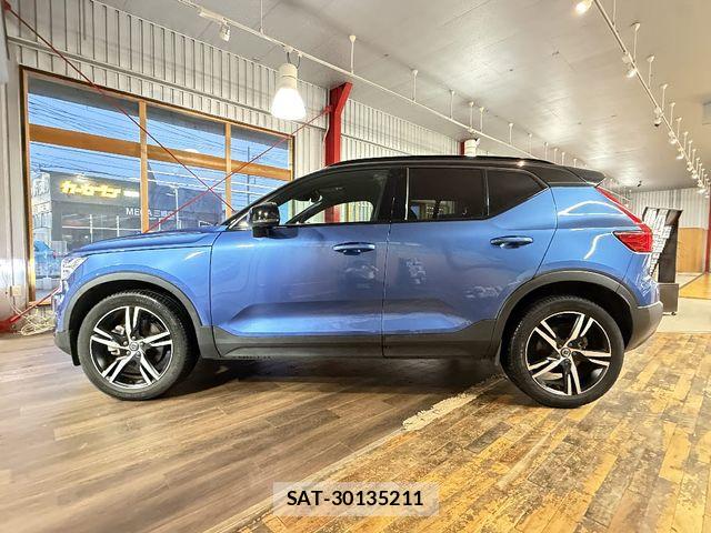 Volvo XC40 2021-02 8882856-8