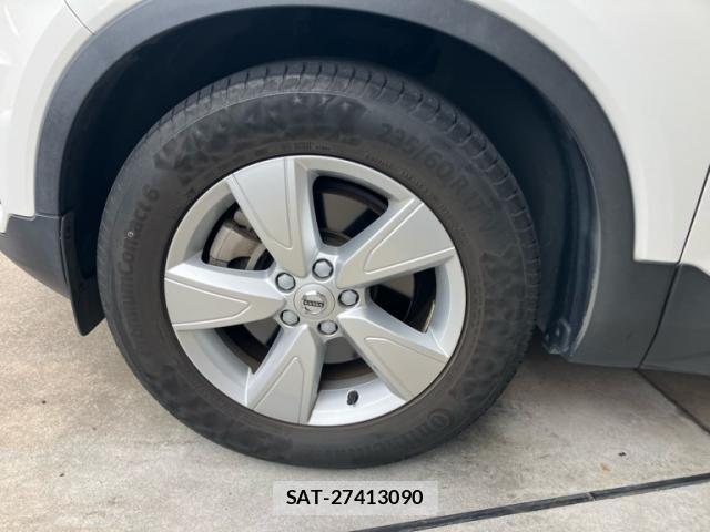 Volvo XC40 2018-11 8882859-5