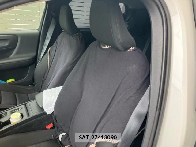 Volvo XC40 2018-11 8882859-7