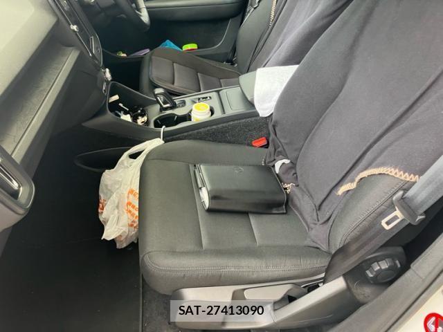 Volvo XC40 2018-11 8882859-8