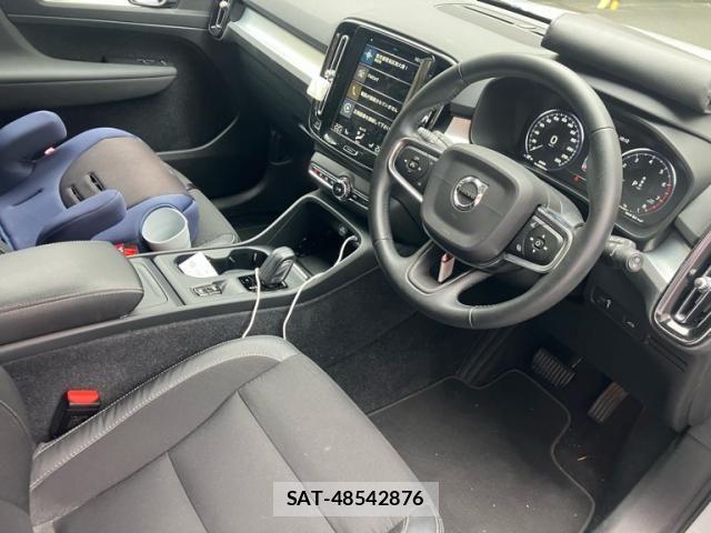 Volvo XC40 2020-05 8882858-12