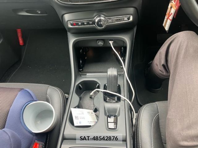 Volvo XC40 2020-05 8882858-19
