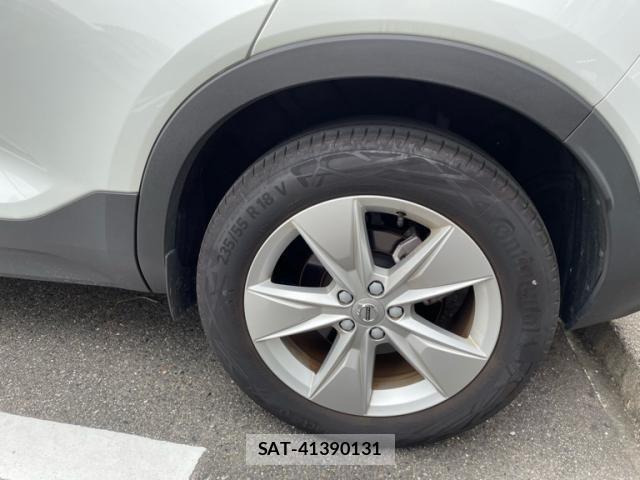 Volvo XC40 2024-10 8882854-19