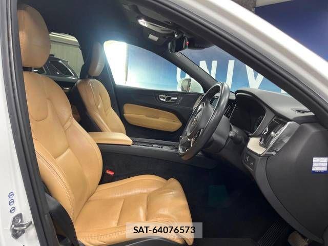 Volvo XC60 2018-06 526567-7