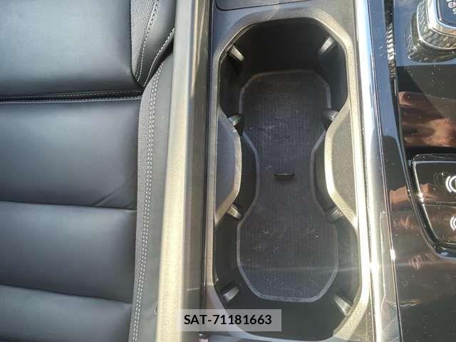 Volvo XC60 2021-12 708384-10
