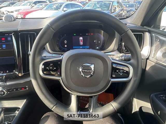 Volvo XC60 2021-12 708384-15