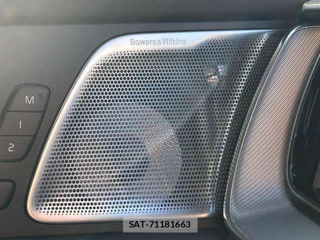 Volvo XC60 2021-12 708384-3