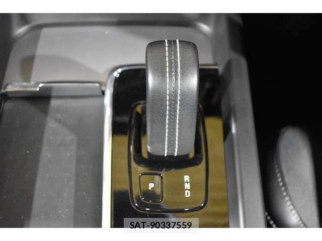 Volvo XC60 2021-10 798240-13