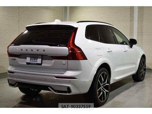 Volvo XC60 2021-10 798240-8