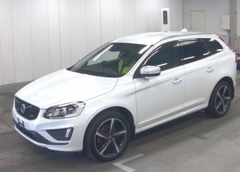 Volvo XC60 2015-02 817246-3