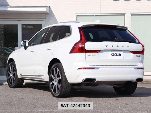 Volvo XC60 2017-09 1180709-10