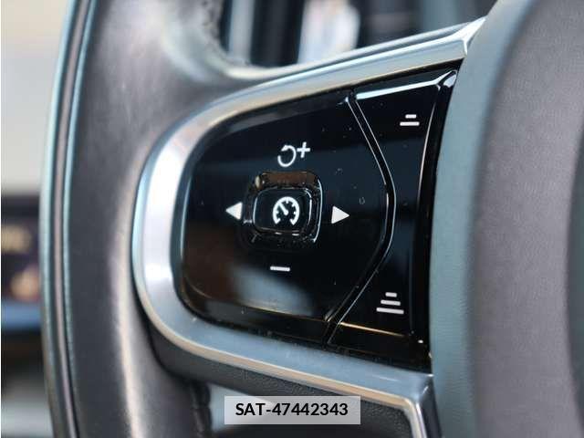 Volvo XC60 2017-09 1180709-13