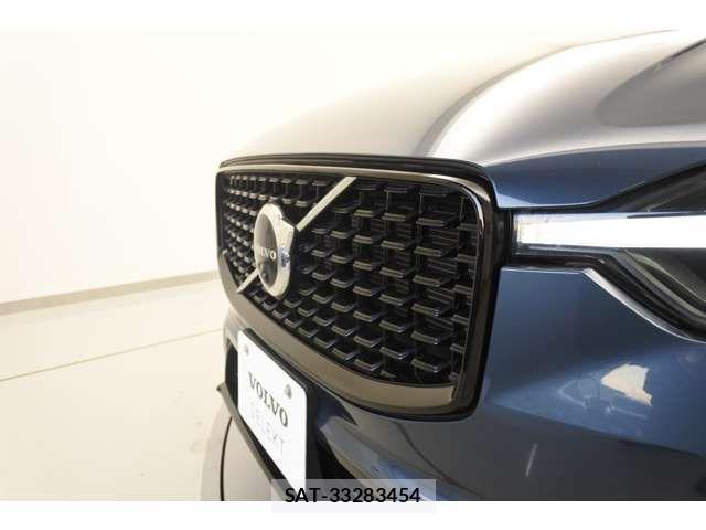 Volvo XC60 2022-03 1226103-9