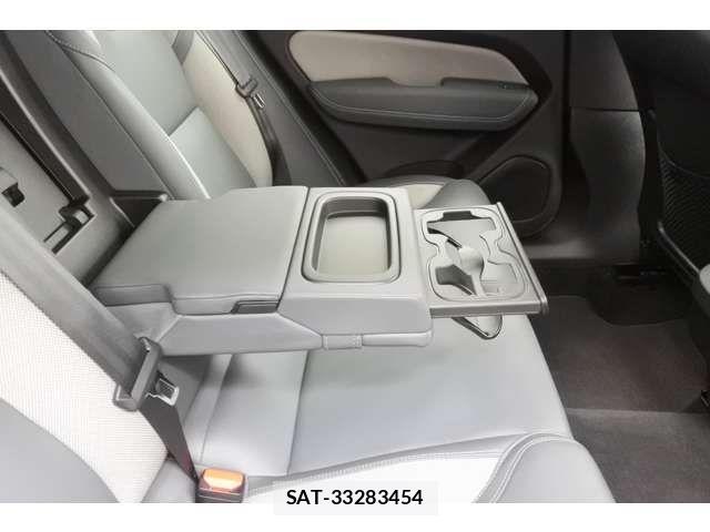 Volvo XC60 2022-03 1226103-16