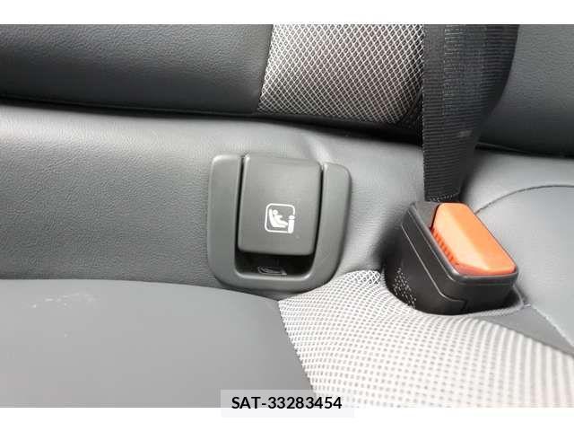 Volvo XC60 2022-03 1226103-17