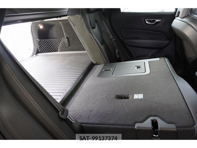 Volvo XC60 2024-06 1367256-9