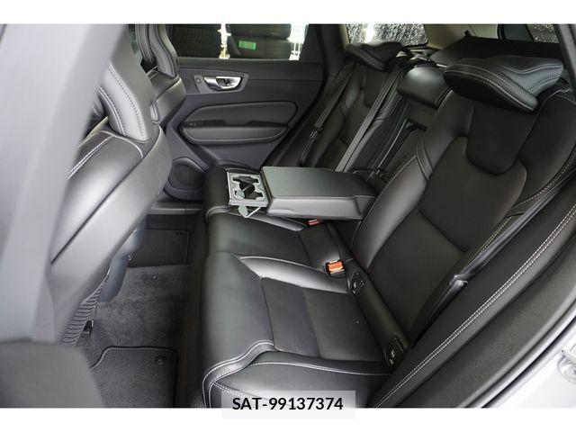 Volvo XC60 2024-06 1367256-15