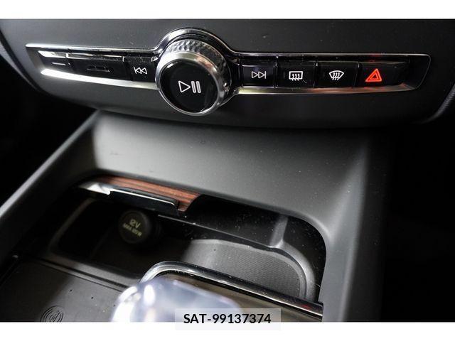Volvo XC60 2024-06 1367256-24
