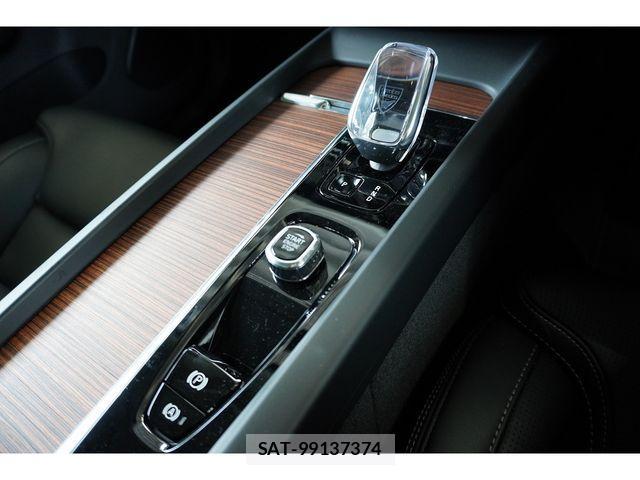 Volvo XC60 2024-06 1367256-26