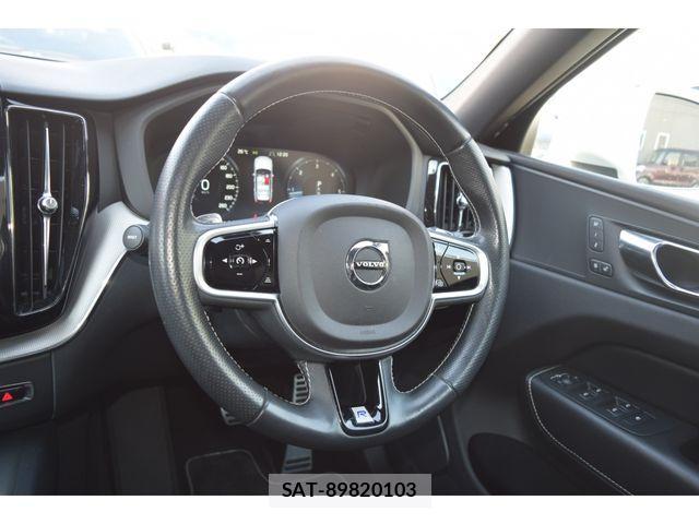Volvo XC60 2018-06 1415451-10