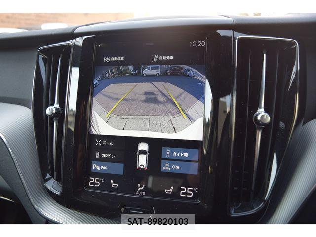Volvo XC60 2018-06 1415451-17