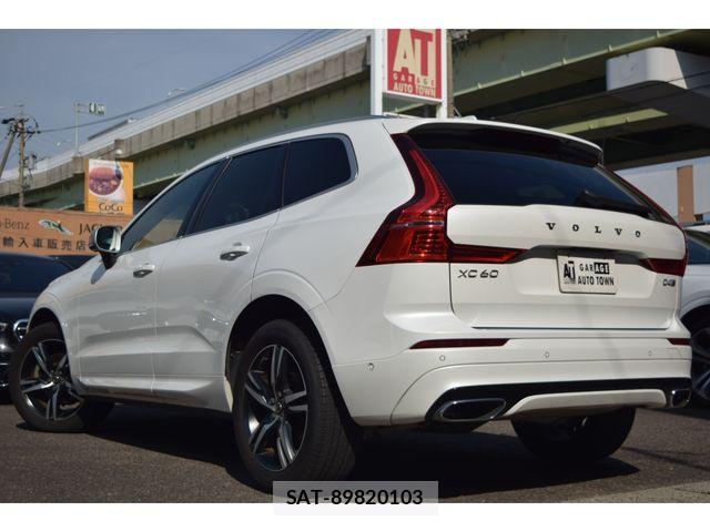 Volvo XC60 2018-06 1415451-5