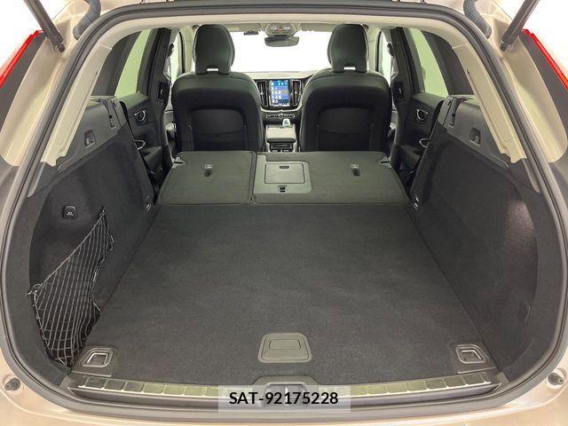 Volvo XC60 2024-12 2680209-13