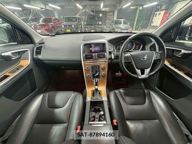 Volvo XC60 2017-10 3069004-3