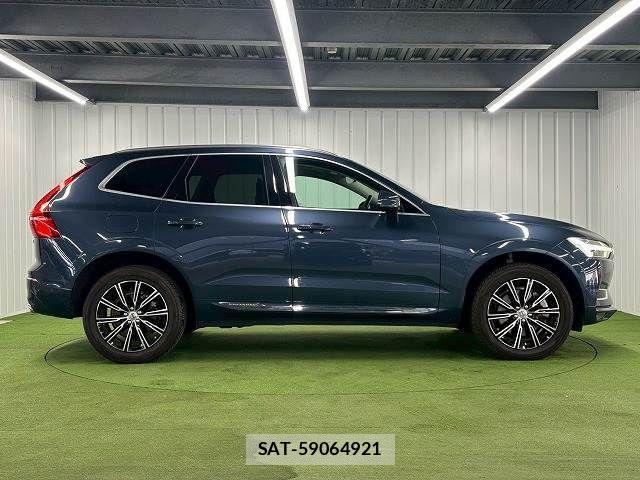 Volvo XC60 2018-05 3911060-14