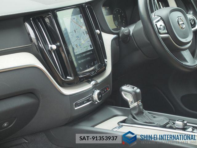 Volvo XC60 2019-03 3936222-14