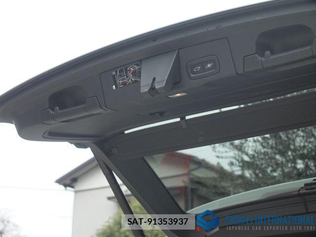 Volvo XC60 2019-03 3936222-17
