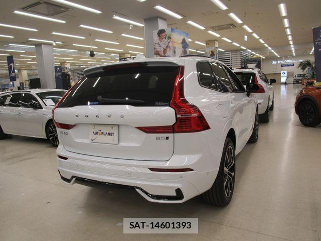 Volvo XC60 2025-07 4141169-9