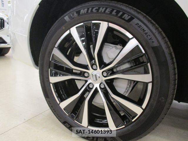 Volvo XC60 2025-07 4141169-10