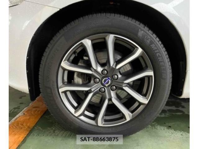 Volvo XC60 2016-09 4141171-3